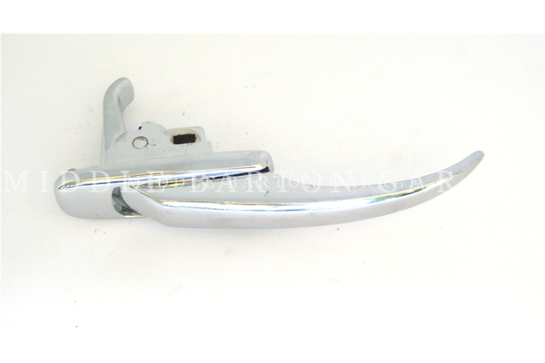 DOORHANDLE 600E CHROME R/H (NO LOCK)	